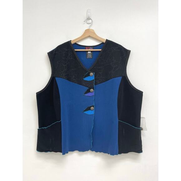 Red Rover Fleece Art to Wear Embroidered Applique Mixed Media Artsy Vest - 3X - Picture 1 of 10